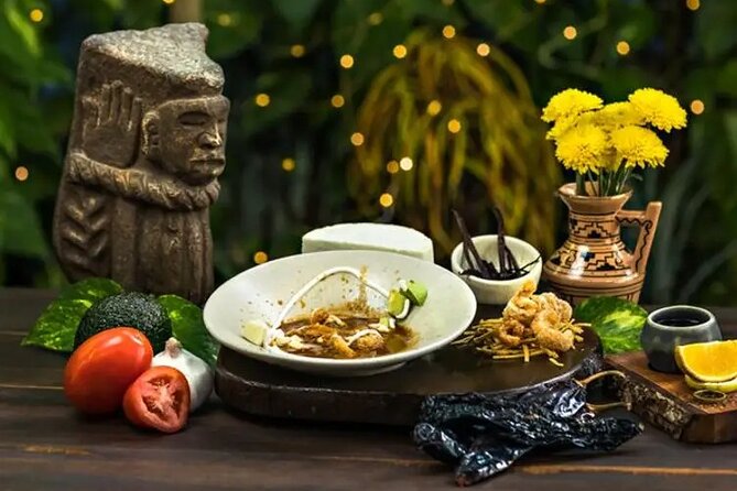 10 Experiences Tour: A Culinary Journey Through Mexico - A small group, private setting, and useful social pace