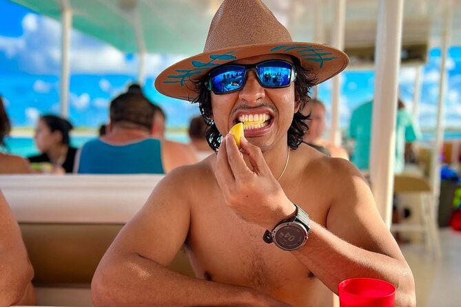 Catamaran Excursion + Open bar + Snorkeling at El Cielo - Palancar Reef and the chance of sea turtles