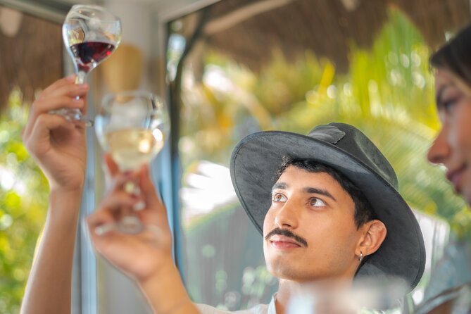 Chocolate Seaside Workshop & Wine Tasting - The guides make the difference