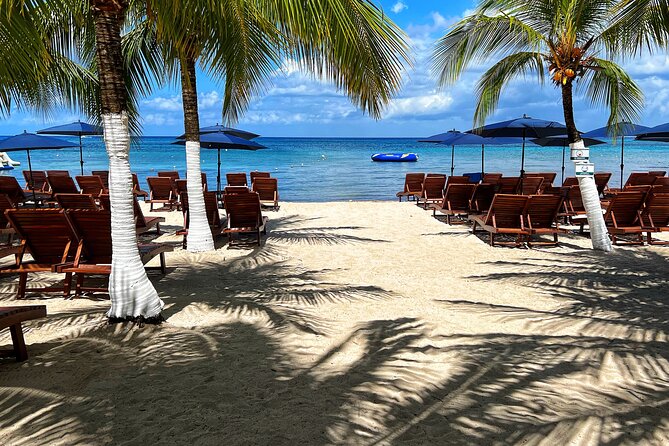Chula’s All Inclusive Beach Pass with Transport - What you will eat and drink