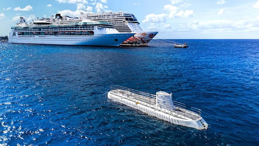 Cozumel: Atlantis Submarine Adventure - What the Atlantis submarine actually gives you