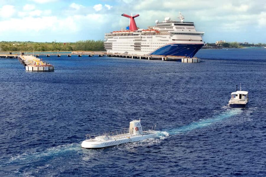Cozumel: Atlantis Submarine Adventure - Why the air-conditioned cabin matters