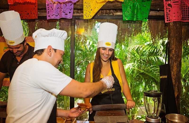 Cozumel: Chocolate Workshop at The Mayan Cacao Company - Choosing the right guide and group experience
