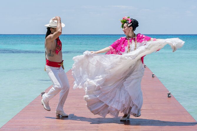 Cozumel, Day Pass Access at KUZÁ Beach & Adventure Park - Food trucks, restaurants, and the real meal budget