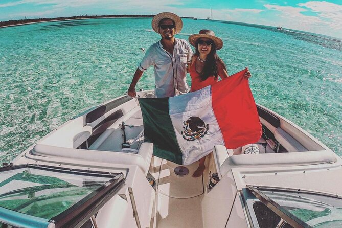 Cozumel Heaven awaits: Sail and Snorkel by private boat - El Cielo and its shallow turquoise water