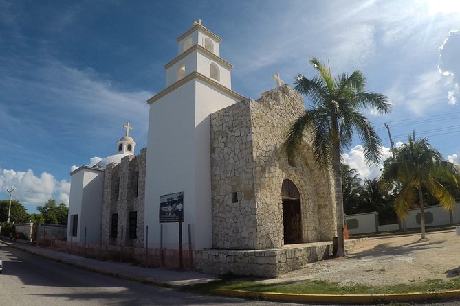 Cozumel History Walking Tour - Lunch at Joe’s Reggae Bar