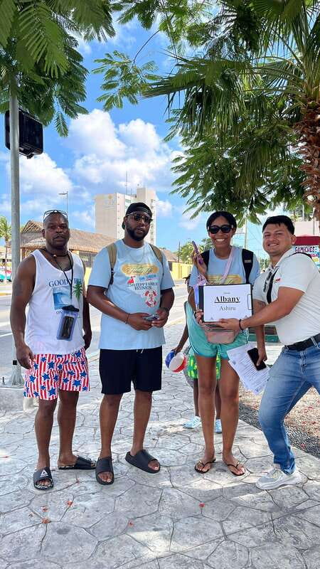 Cozumel: Island Highlights by Private Van & Local Guide (4h) - Food, photos, shopping, and small local discoveries