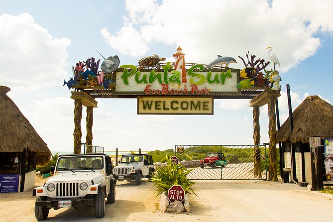 Cozumel Jeep and Snorkel Adventure with Lunch at Punta Sur Park - Snorkeling in a protected Caribbean bay