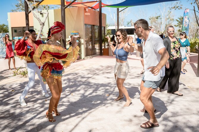 Cozumel: KUZÁ Beach Pass with Buffet, Open Bar & Activities - Optional water activities can change the value