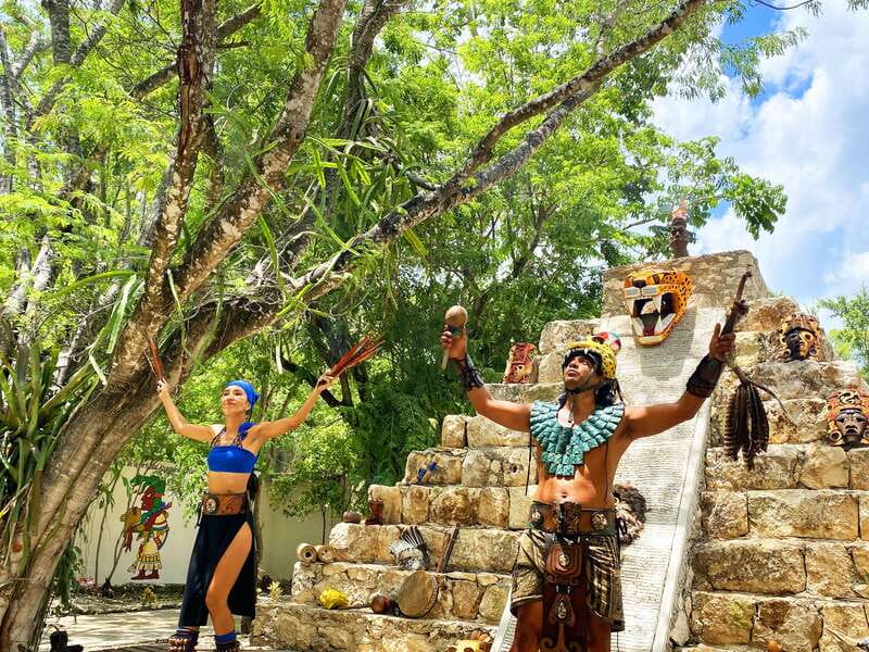 Cozumel: Open Top City Tour & Beach Break - A 30-minute walk through downtown San Miguel