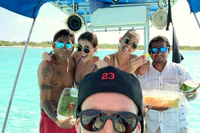 Cozumel Private 4-hour Boat Tour to El Cielo with Snorkeling - What the four-hour schedule feels like