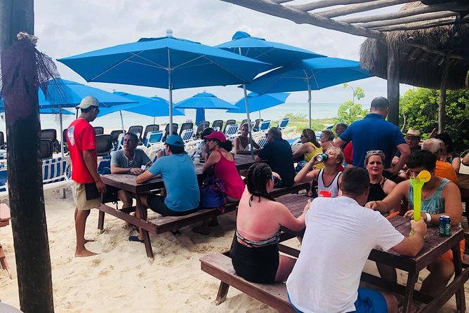 Cozumel Private Van Service with Snorkel Tour - Lunch at a local restaurant