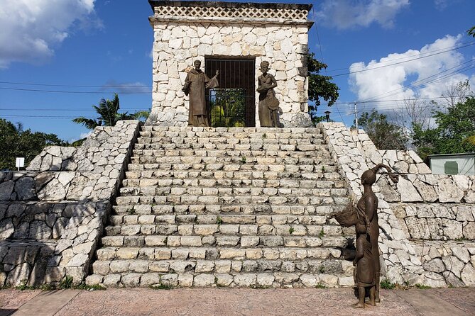 Custom Private Guided Cozumel Island Tour - The guide’s role is more important than the vehicle
