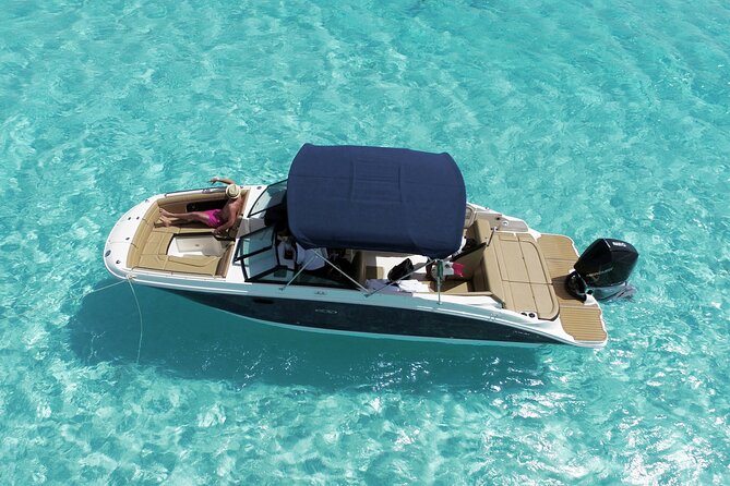 Deluxe Private Boats - 27 ft Sea Ray - A private boat day from Marina Fonatur