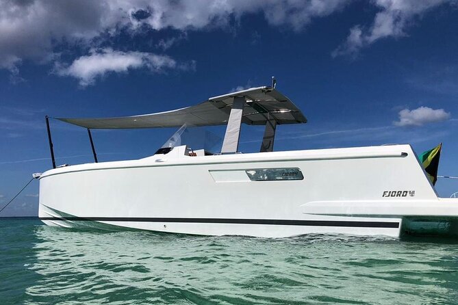 Deluxe Private Boats - 36 ft Fjord - The Boat, Facilities, and What to Bring