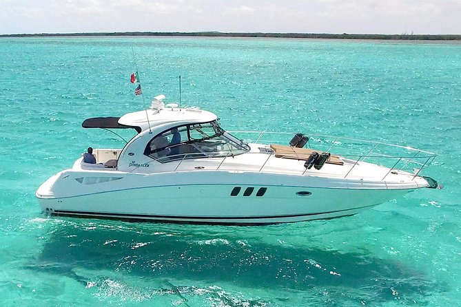 Deluxe Private Boats - 40 ft Sea Ray - Starting at the marina in Cozumel