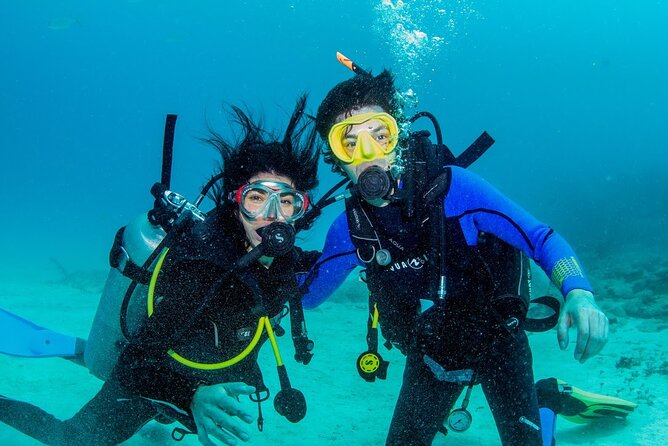 Discover Scuba Diving at Cozumel Marine Park - Building confidence in the pool
