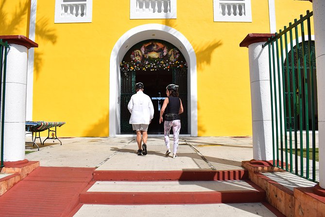 E-Bike City Tour though Cozumel & Taco Tasting Tour - Starting at San Miguel Church