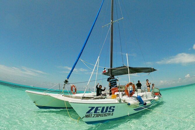 El Cielo Cozumel Snorkeling trip by Catamaran - From Marina Cozumel to the reef zone