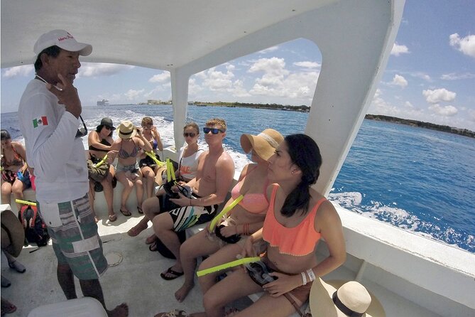 El Cielo Palancar and Columbia Snorkeling Tour - The boat and crew shape the experience