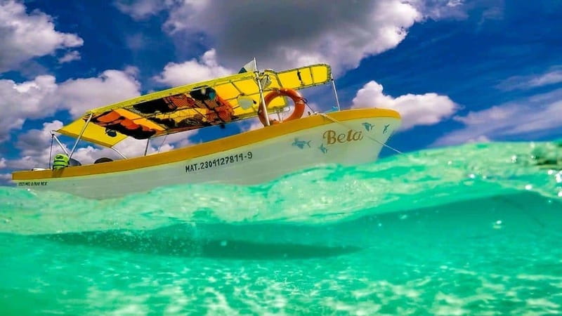 From Cozumel: 3 Reefs Boat Tour with Drinks and Snorkeling - Equipment, sun, and comfort details