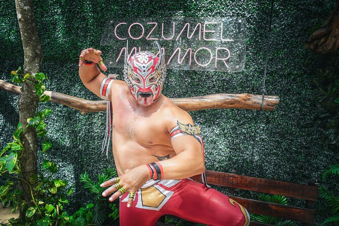 Legendary Mexican Lucha Libre Experience in Cozumel Meet andGreet - Arriving at Barriecito