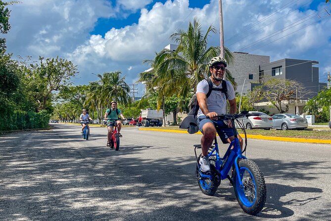 North Shore E-Bike & Beach Break - The route may include extra shopping stops