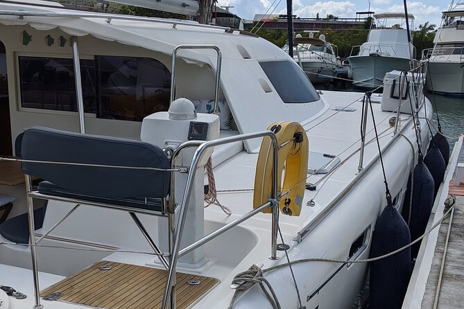Private 6 Hrs 47 ft. Catamaran Snorkel & Cielo Charter (30p. max) - El Cielo, the starfish sandbar