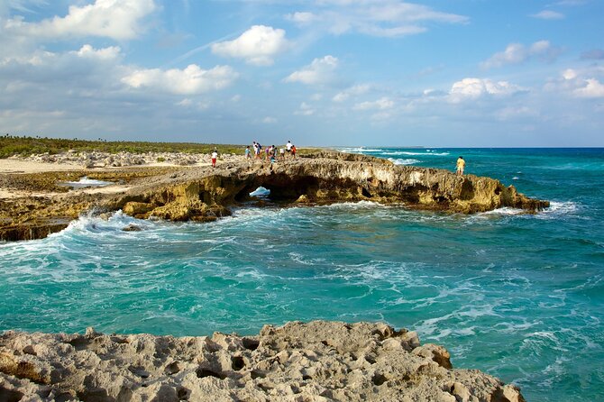 Private Jeep to Jade Cavern, Punta Sur & ATV Tour: All-Inclusive - Punta Sur and the Celarain Lighthouse