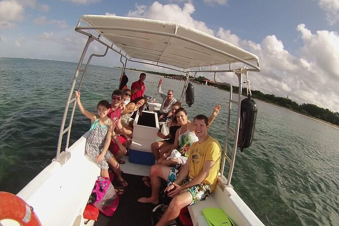 Private Tour in Cozumel El Cielo Sandbar and Reef Snorkeling - The beach picnic and what is included