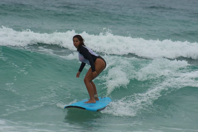 Surf Lesson in Cozumel - Ten minutes of theory before the water